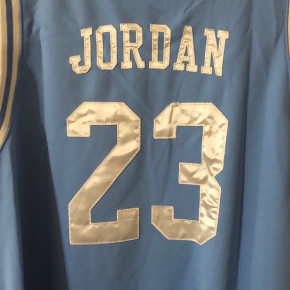 RARE-Michael Jordan UNC Tarheels Jersey - Picture 5 of 8